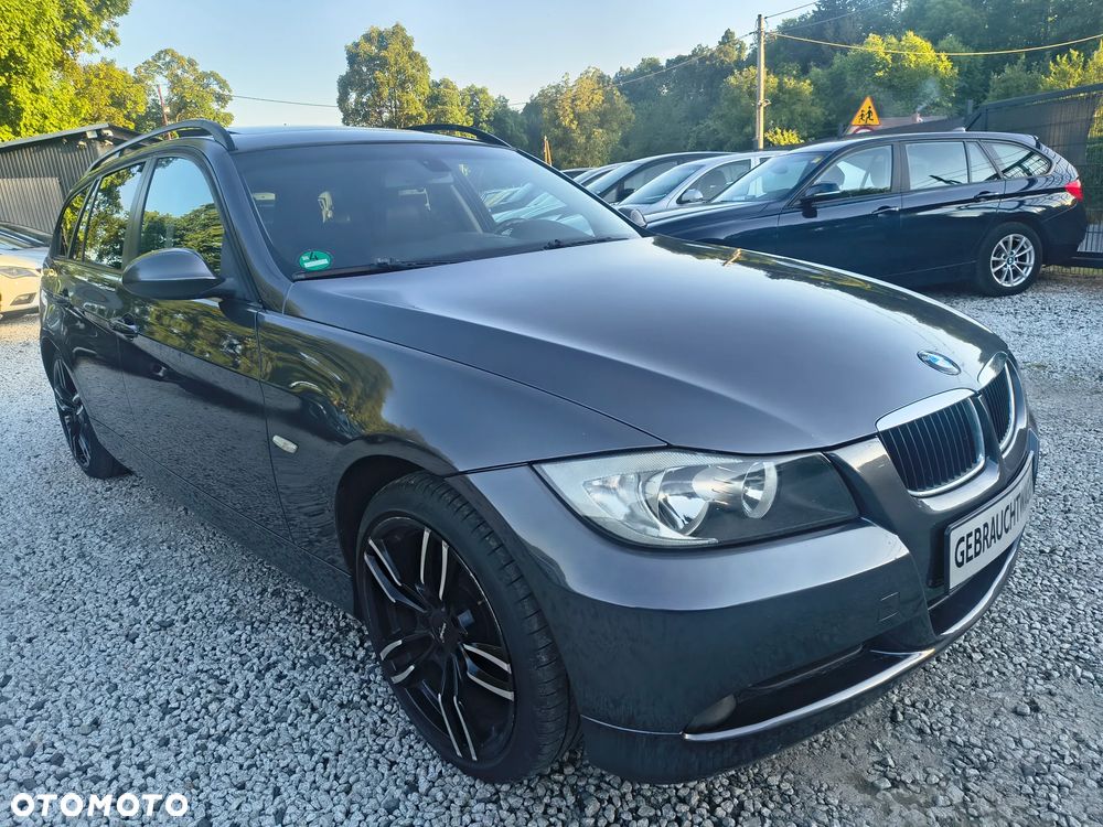 BMW Seria 3 320d Edition Sport - 4