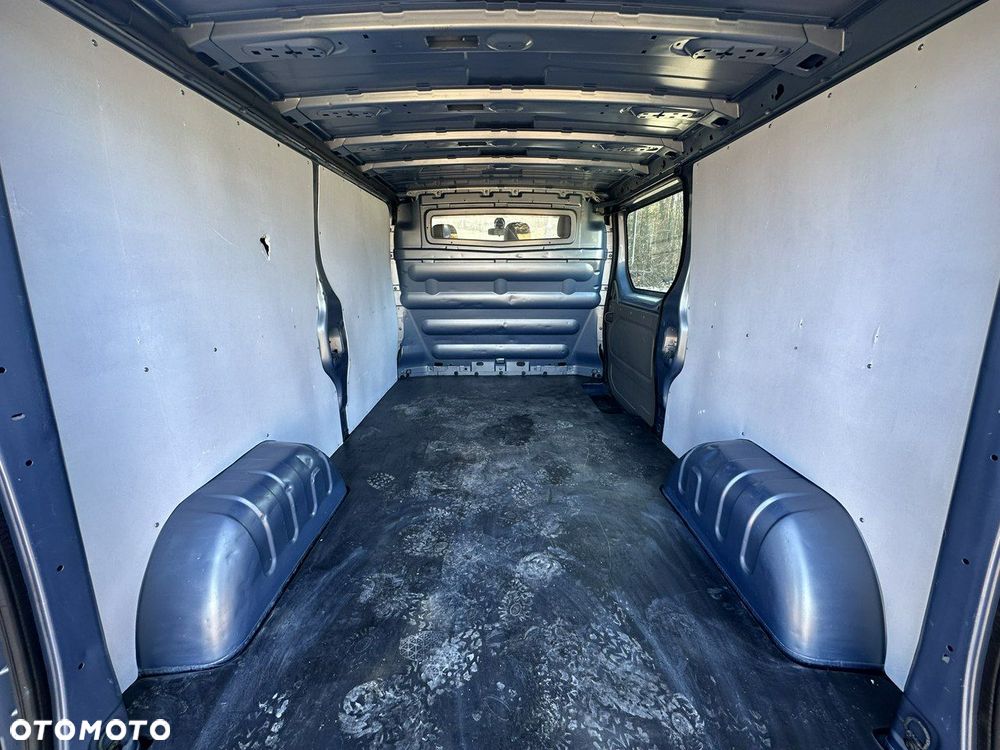 Opel Vivaro - 13