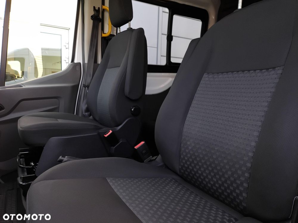 Ford Transit - 29