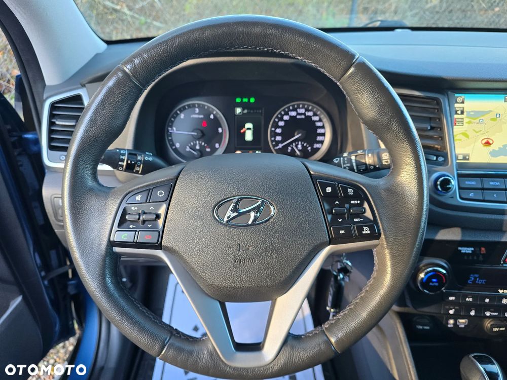 Hyundai Tucson 2.0 CRDI 4WD Automatik Style - 31