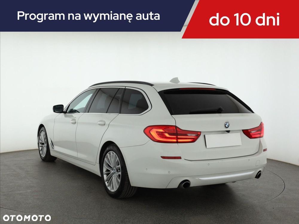 BMW 5 2018 photo 5