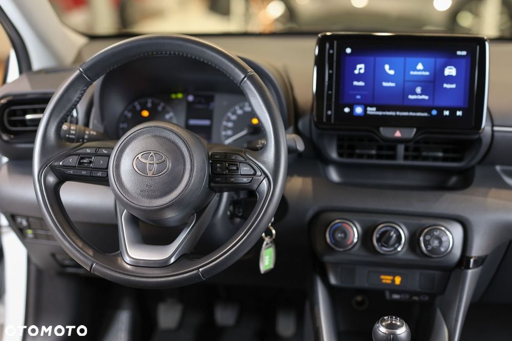 Toyota Yaris - 40