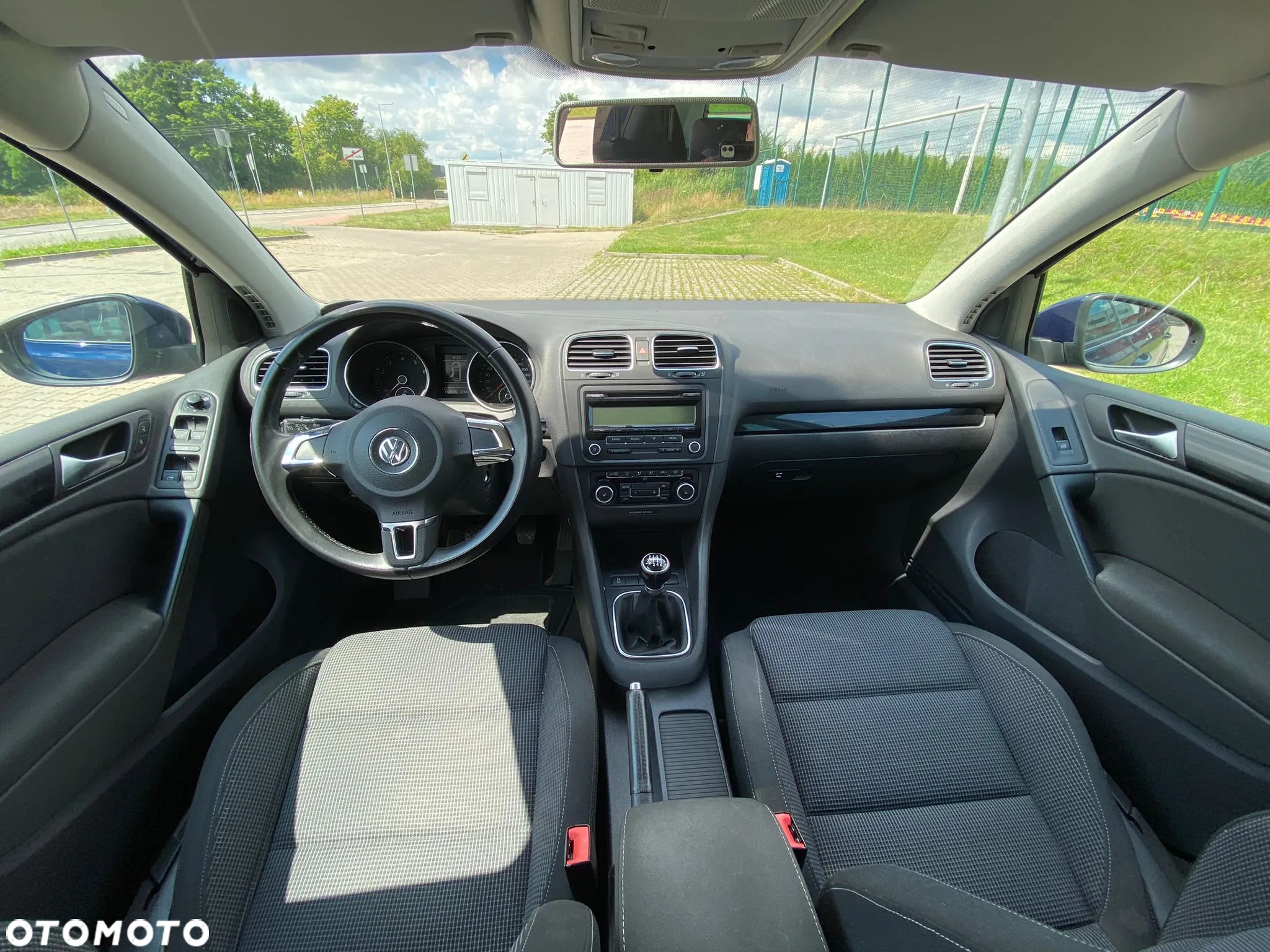 Volkswagen Golf - 15