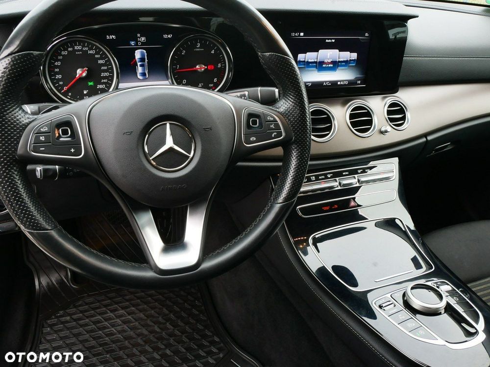 Mercedes-Benz Klasa E 220 d 9G-TRONIC - 5