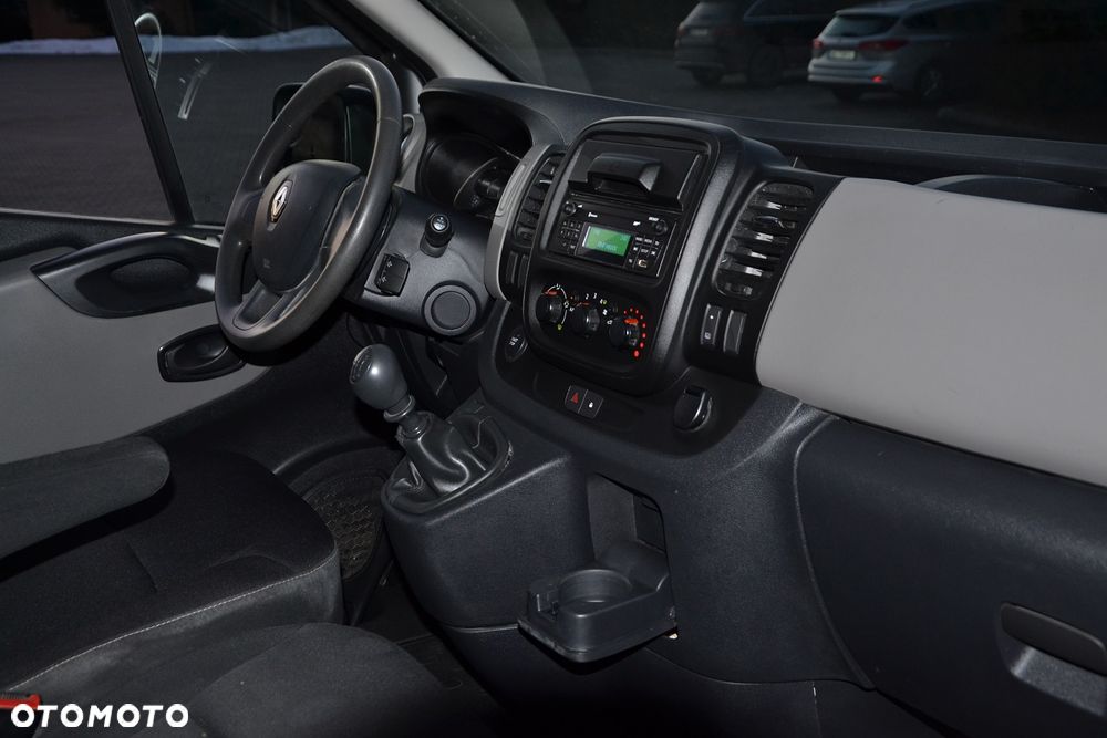 Renault Trafic - 28
