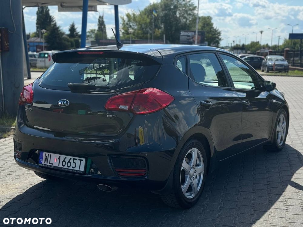 Kia Ceed 1.6 CRDi L DCT - 17