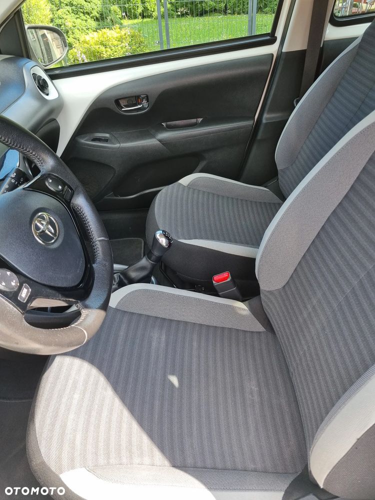 Toyota Aygo x-style - 15