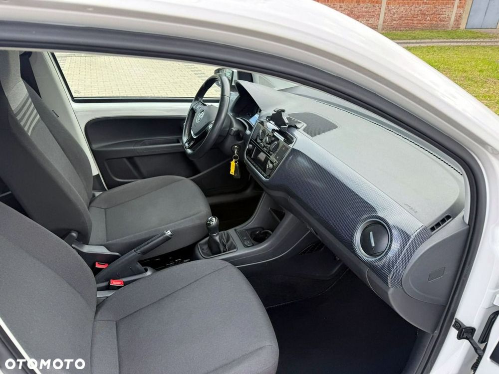 Volkswagen up! - 9