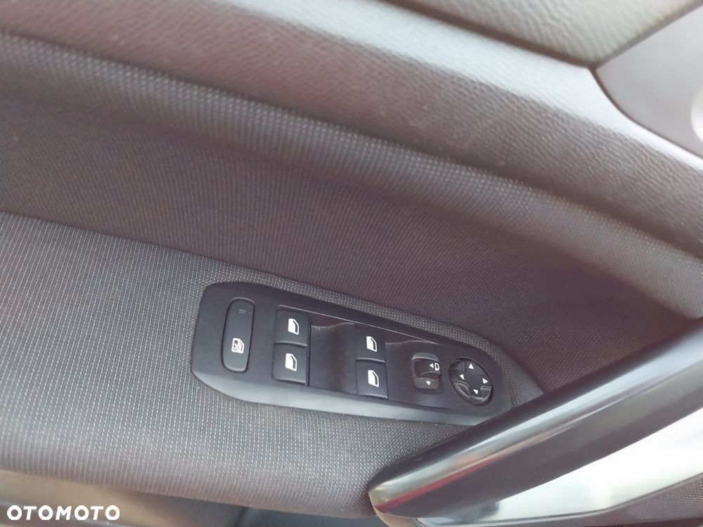 Peugeot 308 BlueHDi 130 Stop & Start Allure Business-Paket - 23