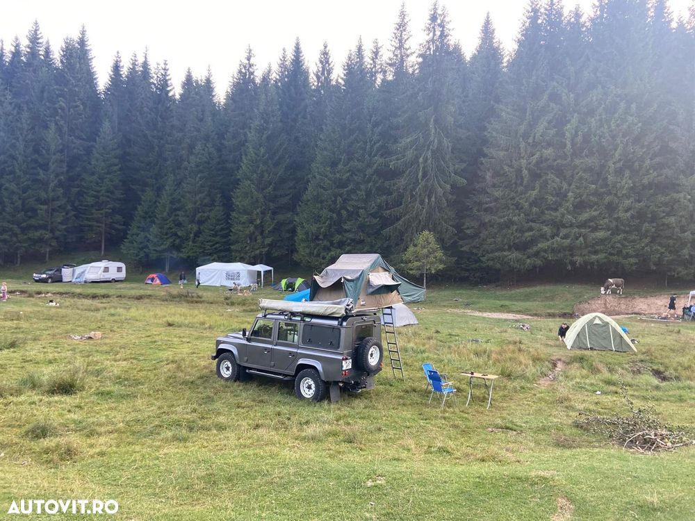 Land Rover Defender - 2