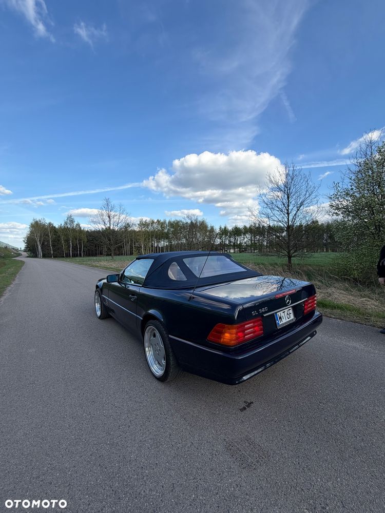 Mercedes-Benz SL 320 - 12