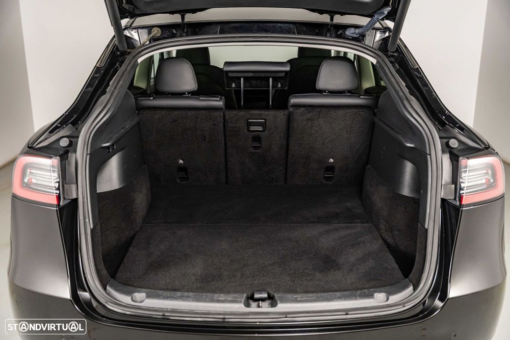 Tesla Model Y Long Range Tração Integral - 17