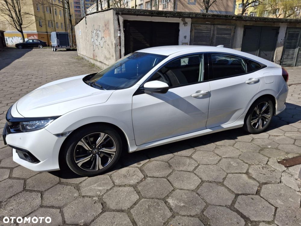 Honda Civic 1.5 T Elegance CVT - 4