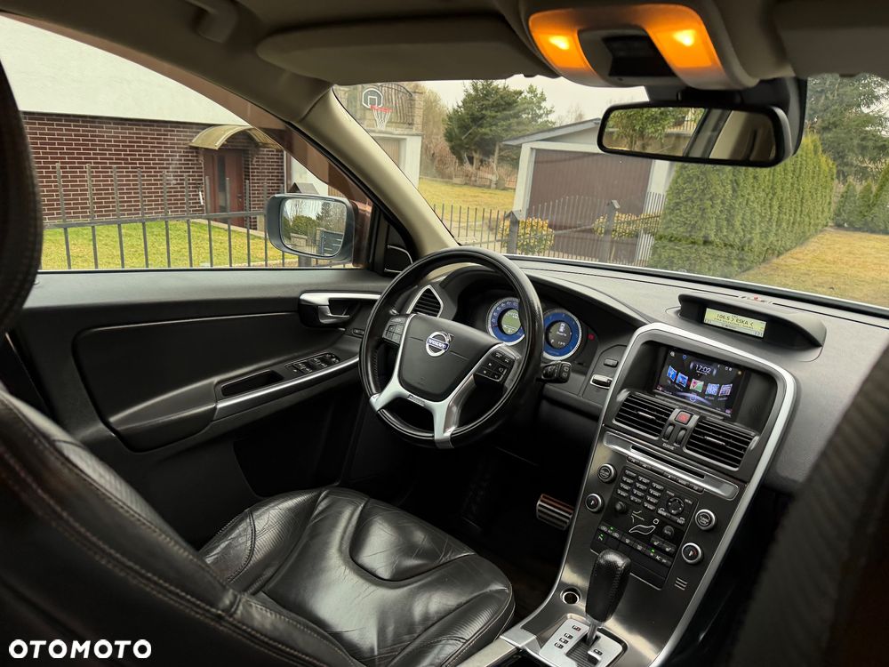 Volvo XC 60 D3 R Design - 15