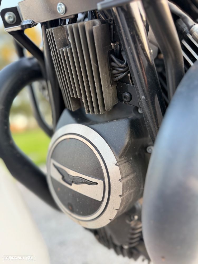Moto Guzzi V7 Sport - 18