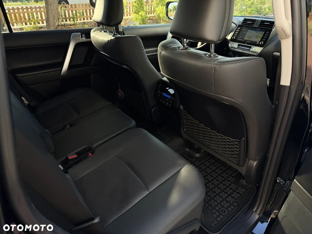 Toyota Land Cruiser LC 2.8 D-4D Executive - 24