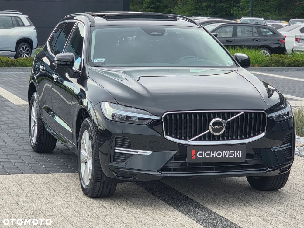 Volvo XC 60 B4 B Momentum Pro - 38