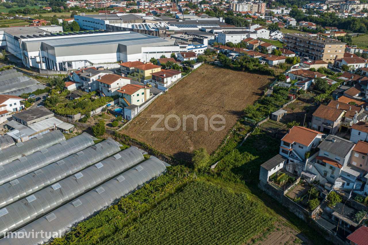 Terreno, 4 208 m², Santo Tirso, Couto (Santa Cristina e São Miguel) e Burgães - Grande imagem: 5/11
