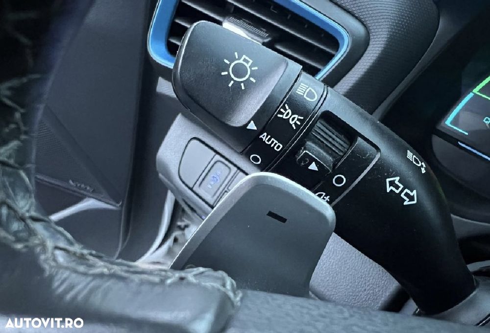 Hyundai IONIQ 1.6 GDI Premium - 16