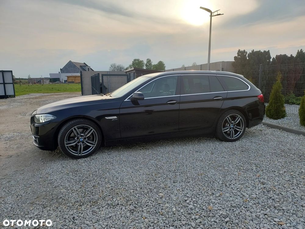 BMW Seria 5 520d xDrive Luxury Line - 1