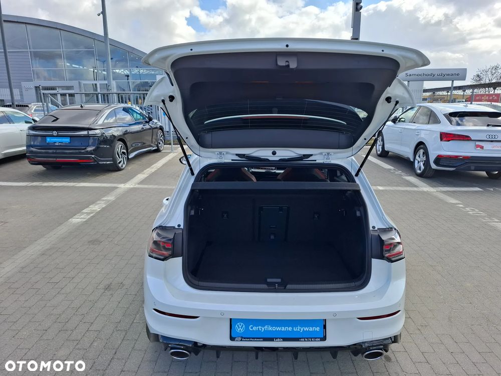 Volkswagen Golf - 9