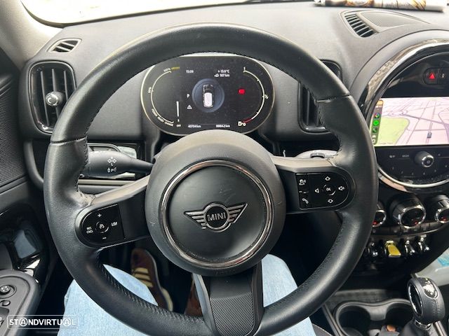MINI Countryman Cooper SE ALL4 Auto - 6