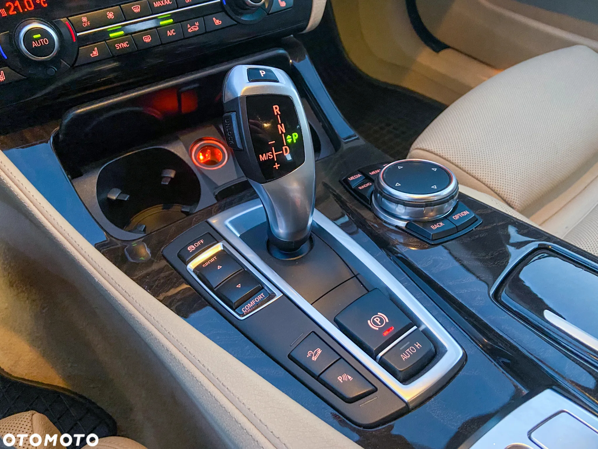 BMW Seria 5 535d xDrive - 12