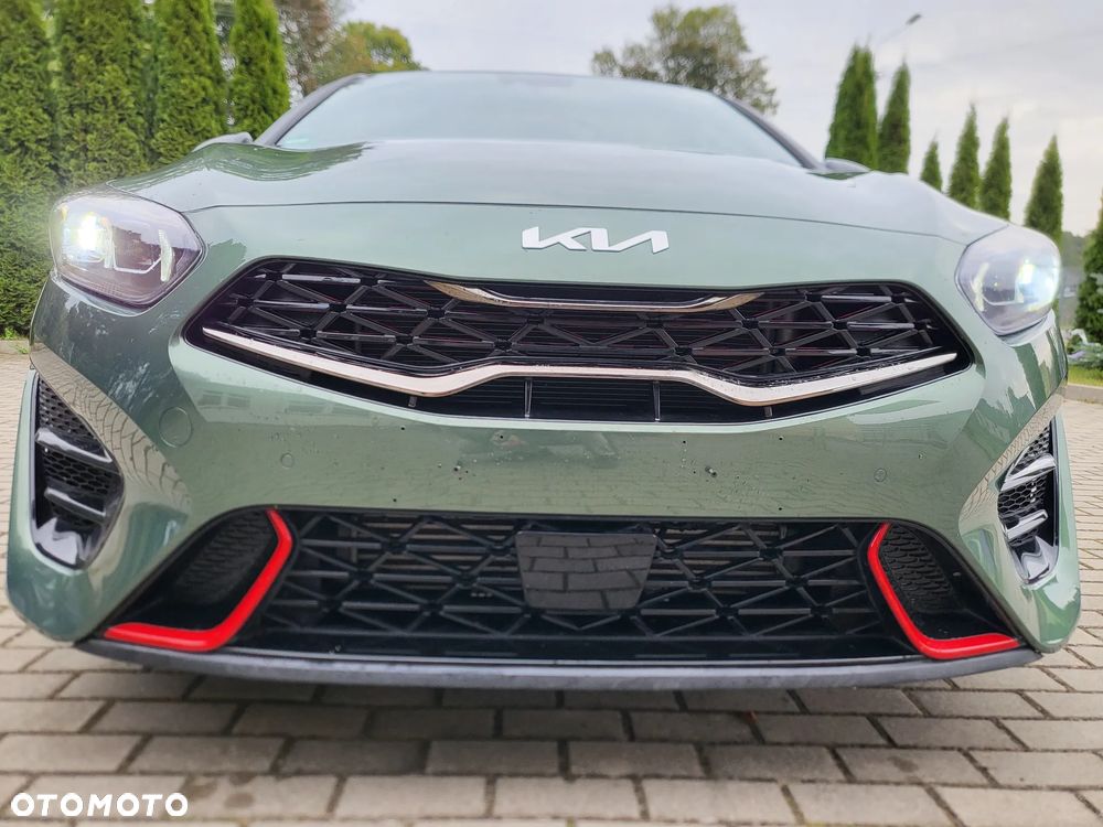 Kia Ceed 1.6 T-GDI GT DCT - 6
