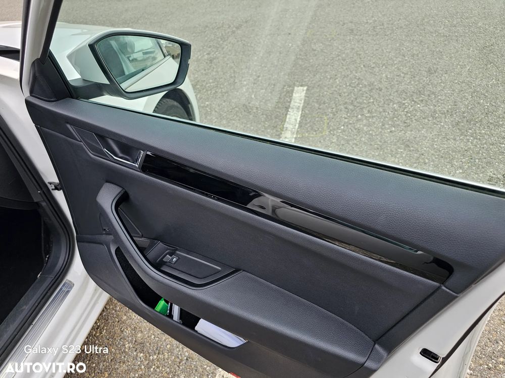 Skoda Superb 2.0 TDI DSG Laurin & Klement - 21