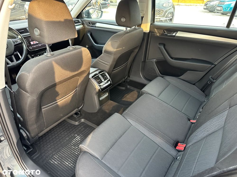Skoda Superb 2.0 TDI SCR Style DSG - 16