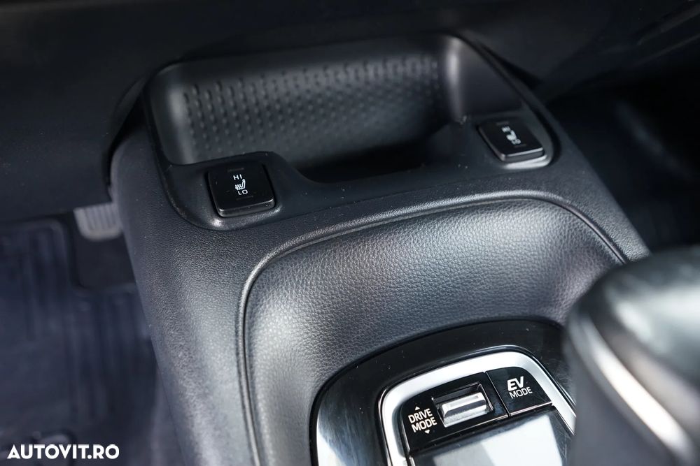 Toyota Corolla 2.0 HSD Exclusive - 22