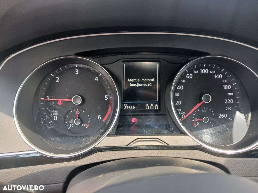 Volkswagen Passat 2.0 TDI DSG Comfortline - 19
