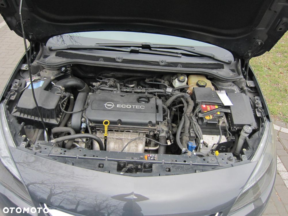 Opel Astra ver-1-6-cosmo - 16