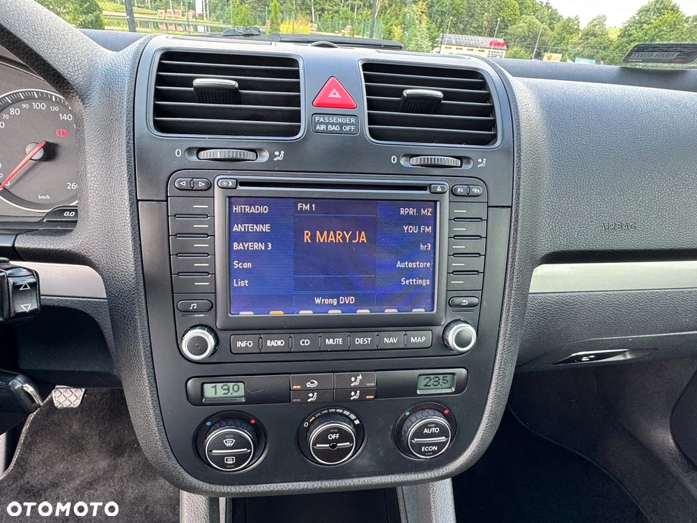 Volkswagen Golf 2.0 TDI Sportline - 15