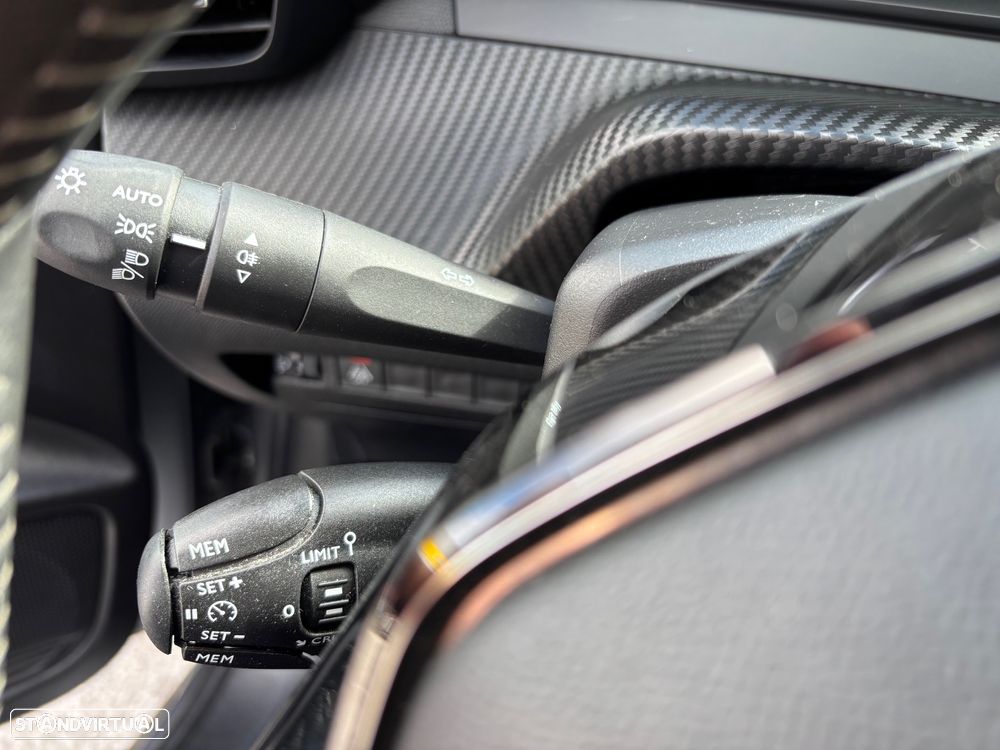 Peugeot 208 1.2 PureTech Active Pack - 16