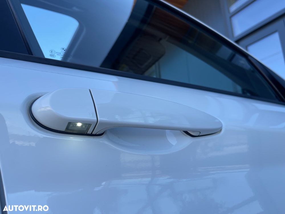 BMW Seria 1 118d Aut. Sport Line - 29