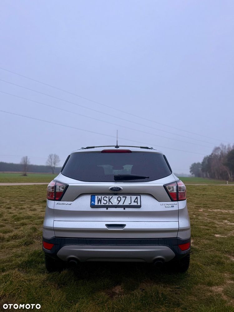 Ford Escape 2.0 EcoBoost AWD Titanium - 6