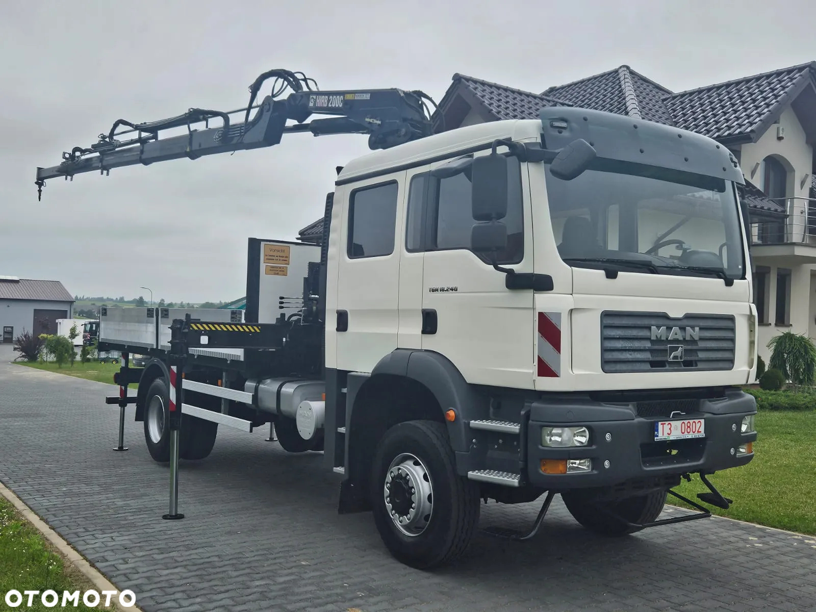 MAN TGM 18.240 4X4 HIAB 200C 6 OSÓB - 7