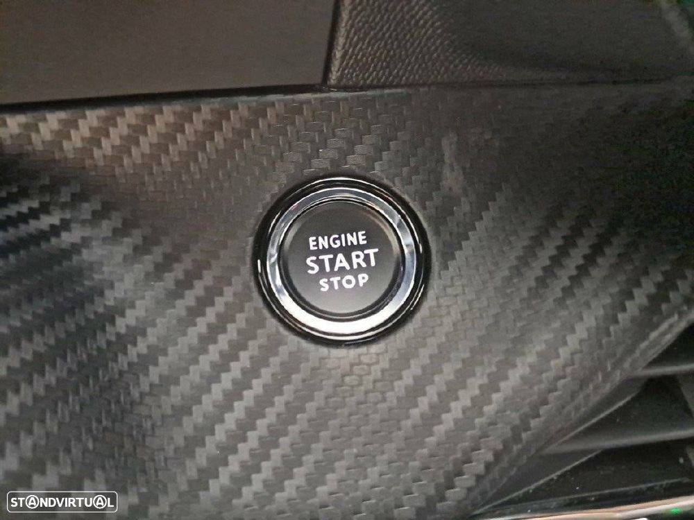 Peugeot 2008 1.2 PureTech GT Line EAT8 - 18