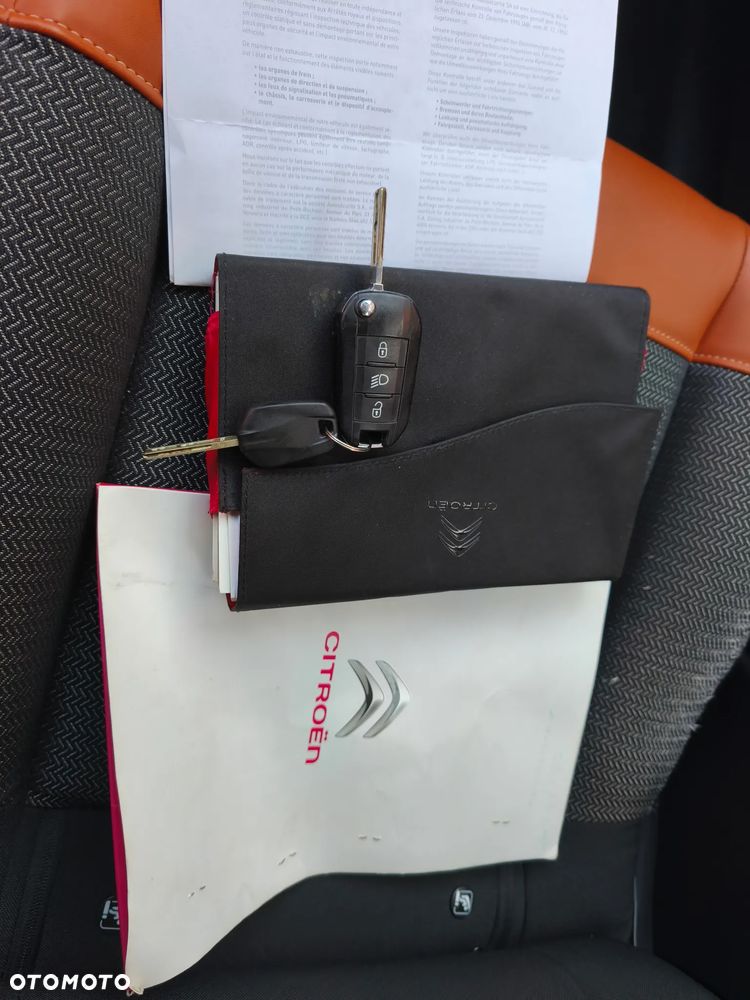 Citroën C3 1.2 PureTech Exclusive - 18
