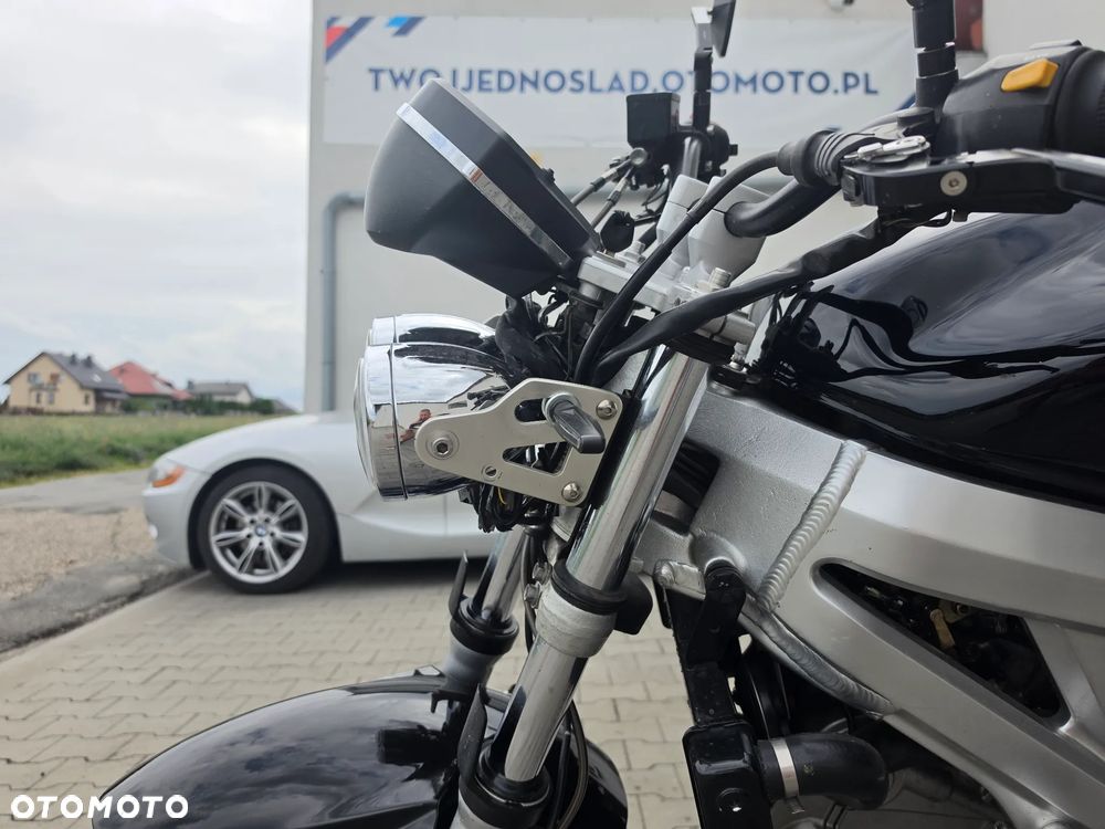 Suzuki SV - 9