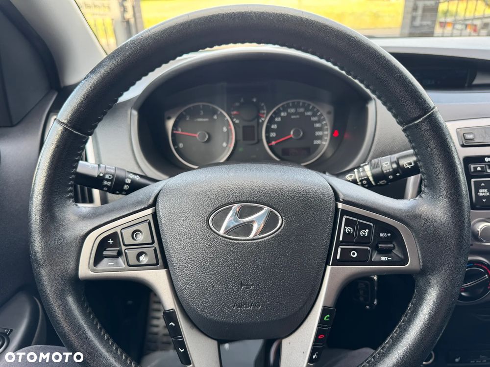 Hyundai i20 1.4 CRDI Active Style - 19