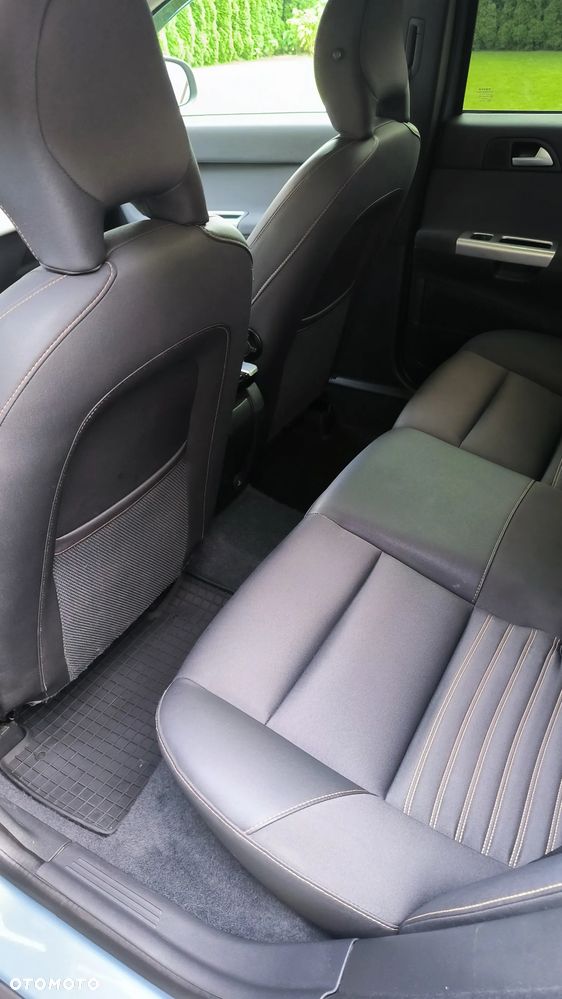 Volvo V50 D5 Summum - 11