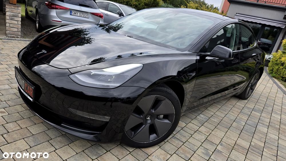 Tesla Model 3 - 2