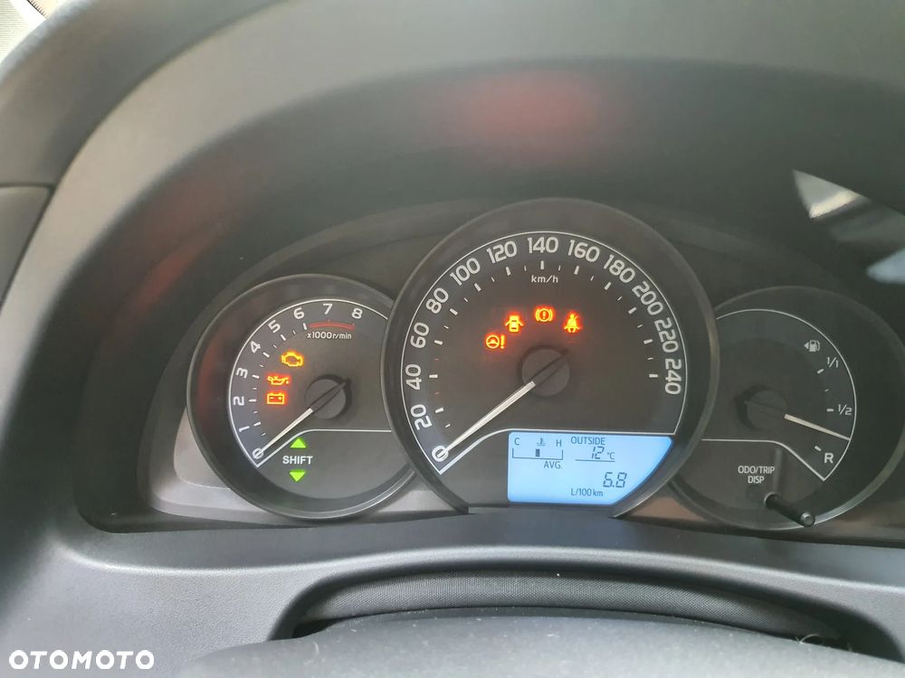 Toyota Auris 1.33 VVT-i Active - 19