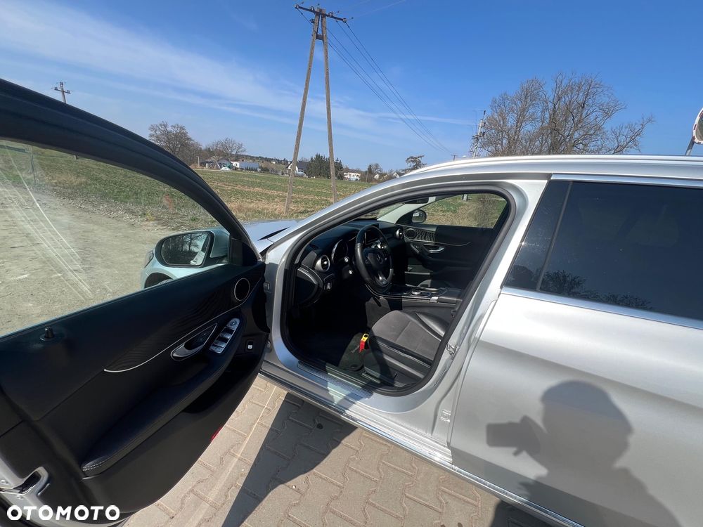 Mercedes-Benz Klasa C 180 (BlueTEC) d Avantgarde - 9