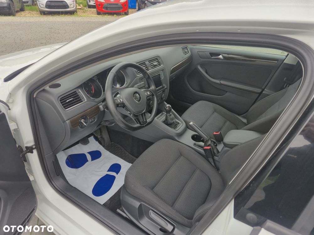 Volkswagen Jetta 1.4 TSI BMT Comfortline - 10