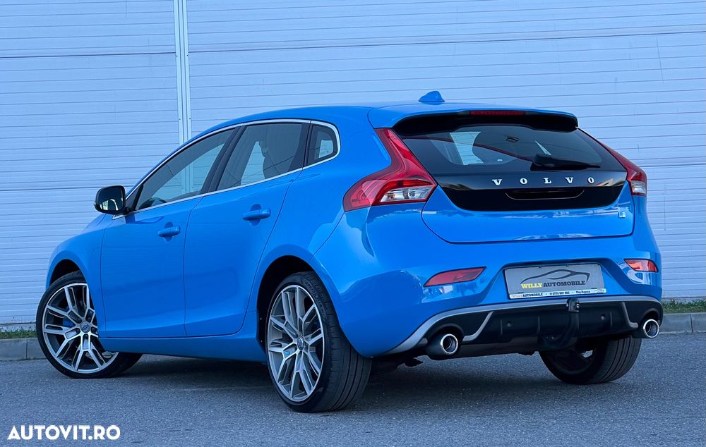 Volvo V40 D3 Geartronic RDesign - 4