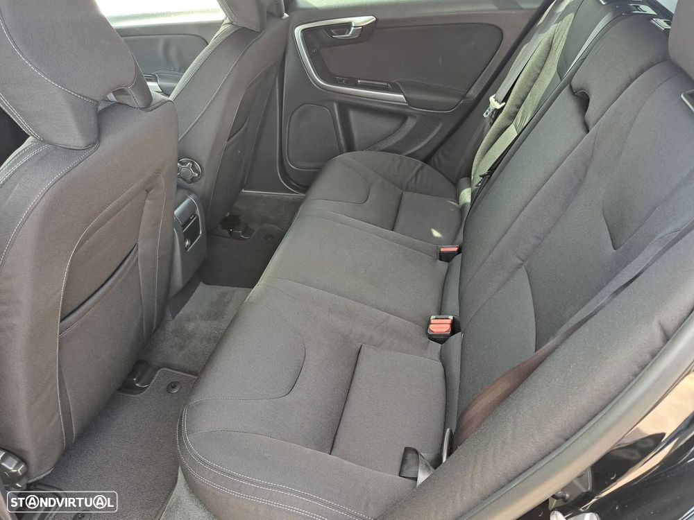 Volvo V60 1.6 D2 Drive Kinetic Start/Stop - 9