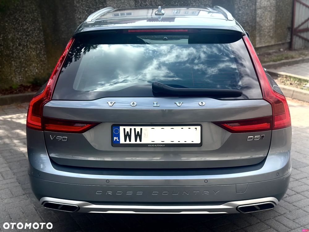 Volvo V90 Cross Country D5 AWD Pro - 8